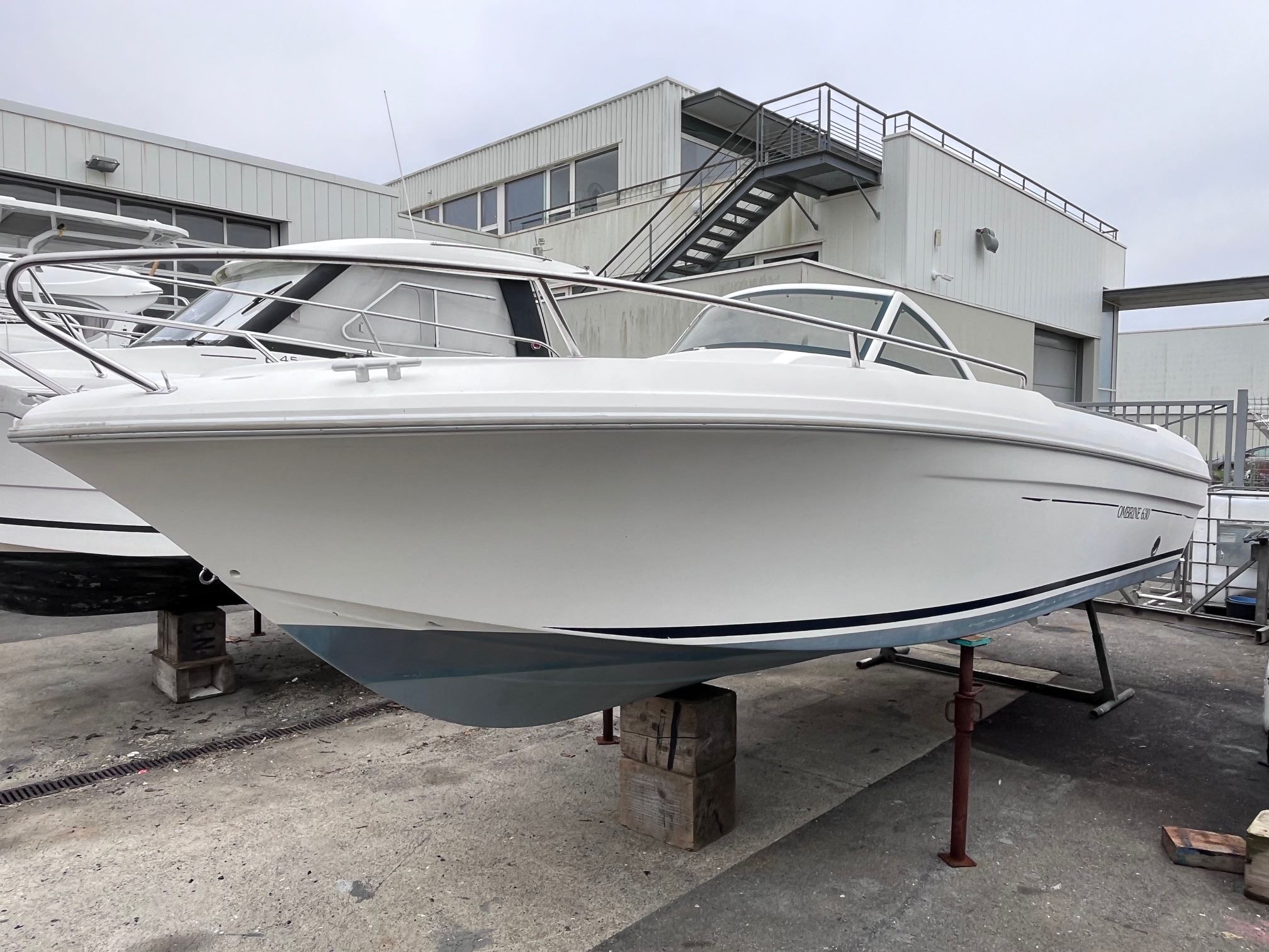 slider 0 Beneteau Ombrine 630